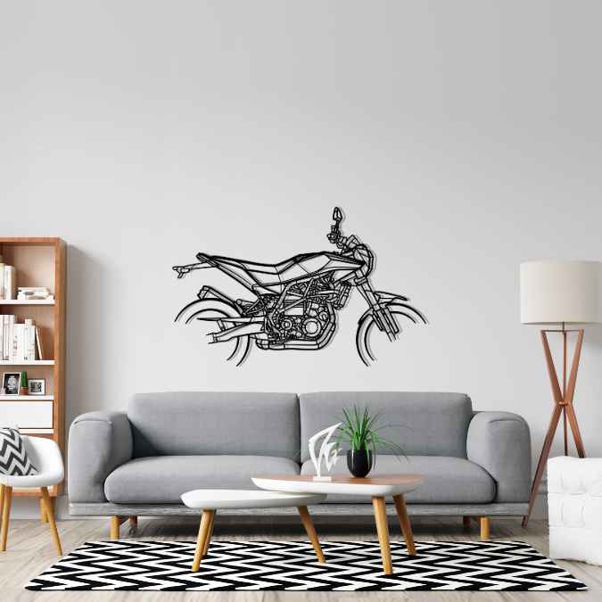 Nuda 900R Silhouette Metal Wall Art