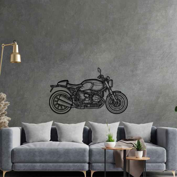 nineT 719 Silhouette Metal Wall Art